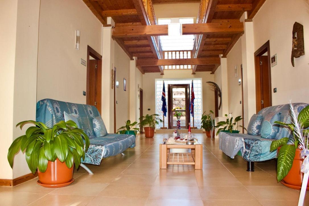Pensione Casa Da Amizade B&B Pedra Badejo  Exterior photo